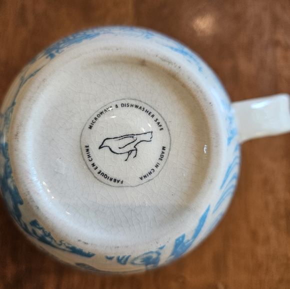 Anthropologie Homegrown Momogram Mug "M" - Picture 6 of 6